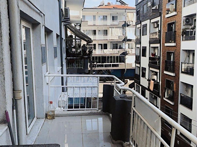 Karşıyaka Yalı Mahallesi Geniş Dubleks 3+1 Kiralık Daire - Görsel 14