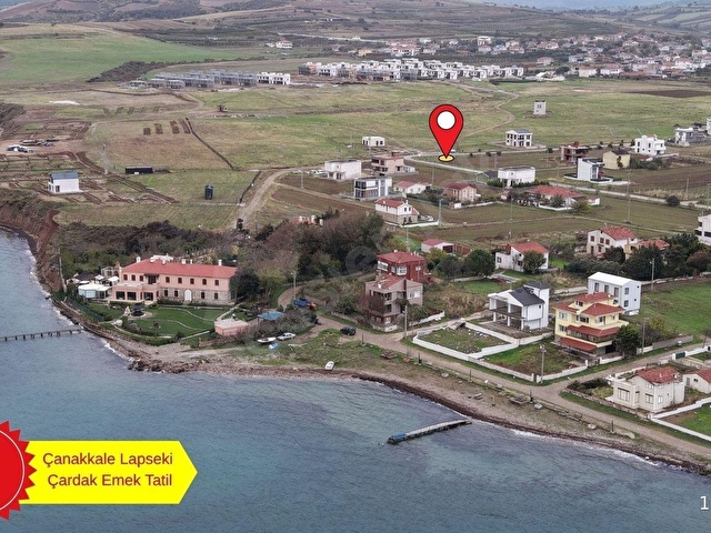Boğazın Kıyısında : Emek Tatil Sitesinde Köşe Villa Parseli