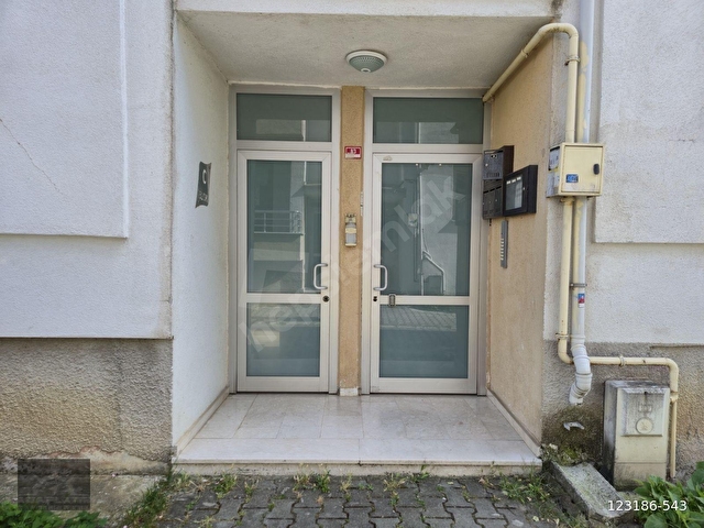 Adaplatinden Düzce Merkezde sitede garajlı 110m2 2 balkonlu 3+1 - Görsel 9