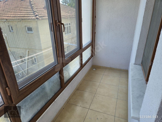 Adaplatinden Düzce Merkezde sitede garajlı 110m2 2 balkonlu 3+1 - Görsel 24