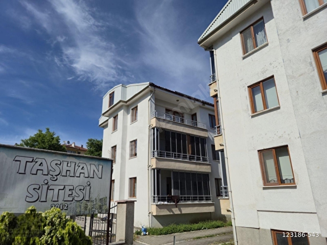 Adaplatinden Düzce Merkezde sitede garajlı 110m2 2 balkonlu 3+1 - Görsel 5