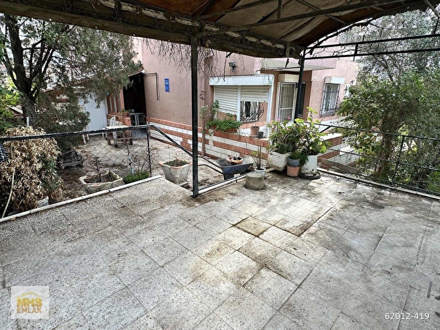 Seferihisar Çolakibrahimde Caddeye Yakın Geniş 7+1 Satılık Villa - Görsel 23