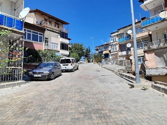 ALTIYÜZEVLER CAMİİ KARŞISINDA KİRALIK 3+1 DAİRE - Görsel 2