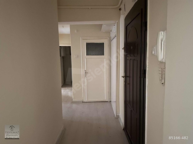 Eryılmazdan Metin Oktay Çat sokakta - Görsel 14