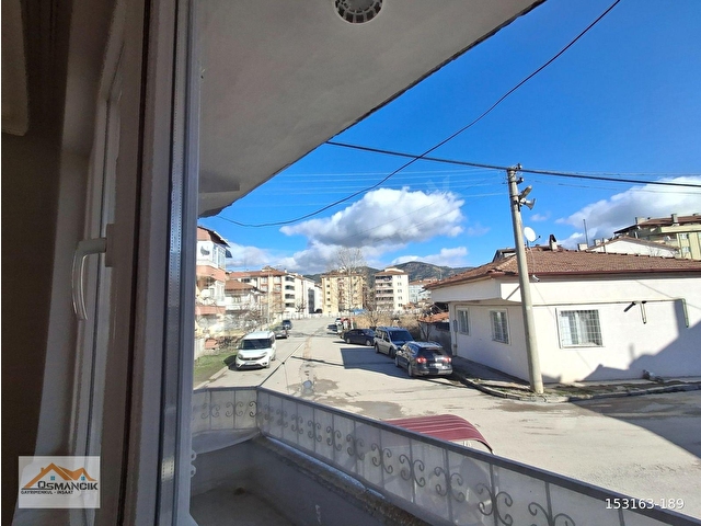 OSMANCIKTA GÜNEY MAH. ÖĞRETMEN EVİNE YAKIN ÇİFT BALKONLU 1.KAT.3+1 - Görsel 25
