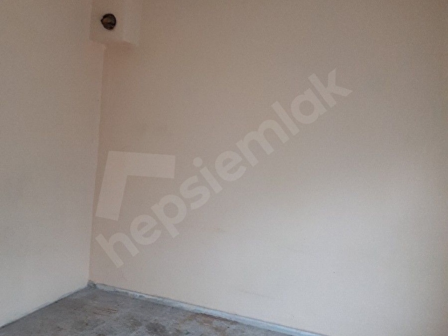 SAHİBİNDEN DEPO (YEŞİLYURT METRO DURAĞINA YAKINDIR) - Görsel 12