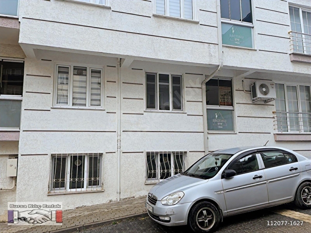 BURSA KILIÇ TAN MOLLAARAP TA 10 YILLIK SATILIK 5+1 DUBLEX DAİRE - Görsel 3