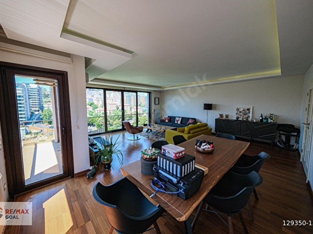 DIKILITAŞTA OTOPARKLI, GENIŞ , PRESTIJLI 3+1 SATILIK DAIRE - Görsel 13