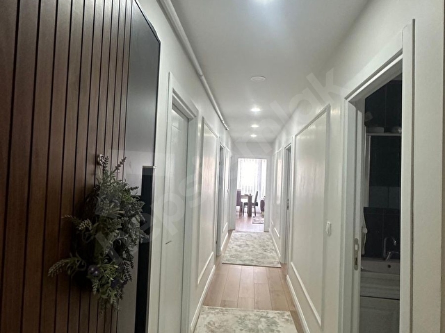 E&E GAYRİMENKUDEN KARTAL KARLIKTEPEDE SATILIK 3+1 GENİŞ DAİRE - Görsel 3