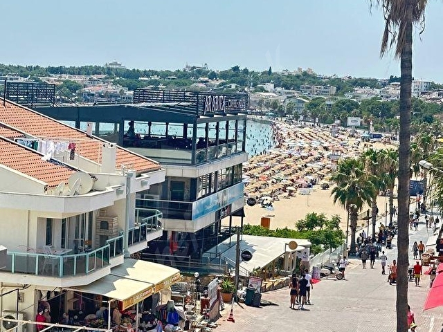 Altınkumda denize sıfır 110 metre full deniz manzaralı geniş teraslı eşyalı 1+1 dubleks daire - Görsel 11