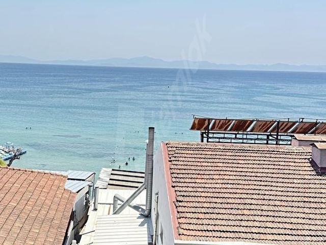 Altınkumda denize sıfır 110 metre full deniz manzaralı geniş teraslı eşyalı 1+1 dubleks daire - Görsel 14