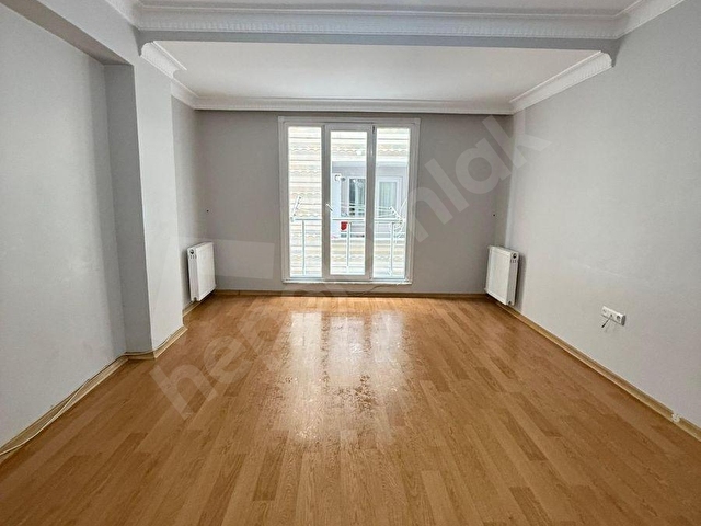 ÜÇEVLER MAHALLESİNDE KİRALIK ARA KAT 2+1 DAİRE - Görsel 3