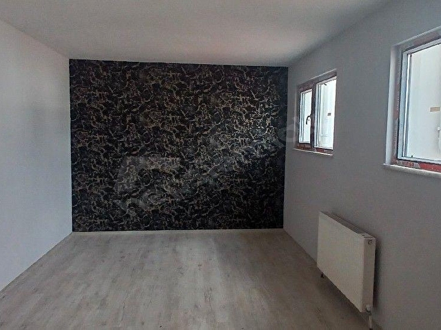 Gazi Caddesinde Dubleks Kiralık Ofis - Görsel 22