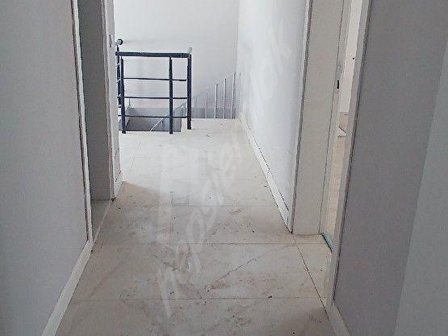 Gazi Caddesinde Dubleks Kiralık Ofis - Görsel 25