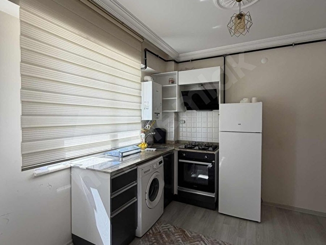 SİTE İÇERİSİNDE KAPALI OTOPARKLI EŞYALI DAİRE - Görsel 7