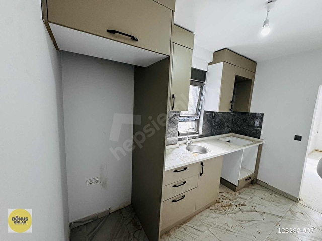 VARSAK AKTOPRAKTA 3+1 TRAMVAY DİBİ LOFT DAİRE - Görsel 24