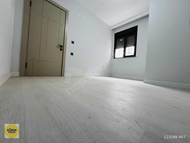 VARSAK AKTOPRAKTA 3+1 TRAMVAY DİBİ LOFT DAİRE - Görsel 14