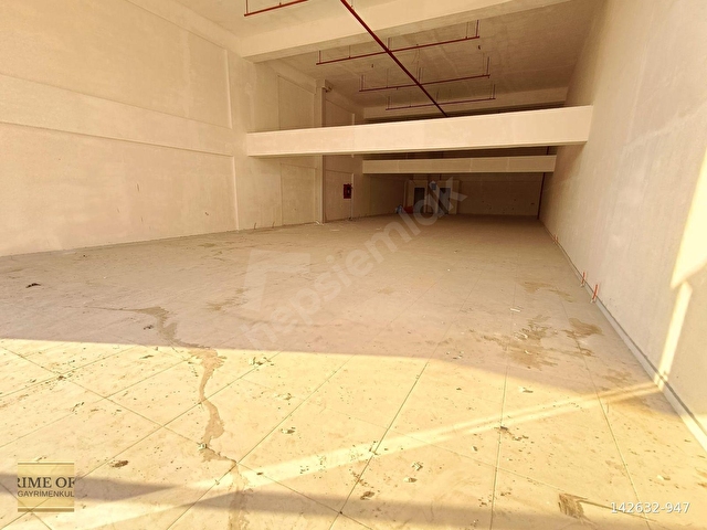 ASMA TAVANLI 300 M2 HER İŞE UYGUN KİRALIK DÜKKAN - Görsel 2