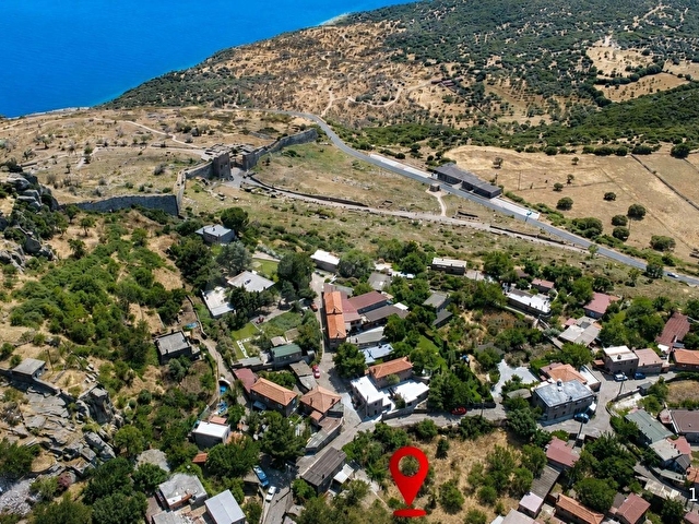 Ayvacık Assosta Deniz Manzaralı Yatırımlık Satılık Arazi