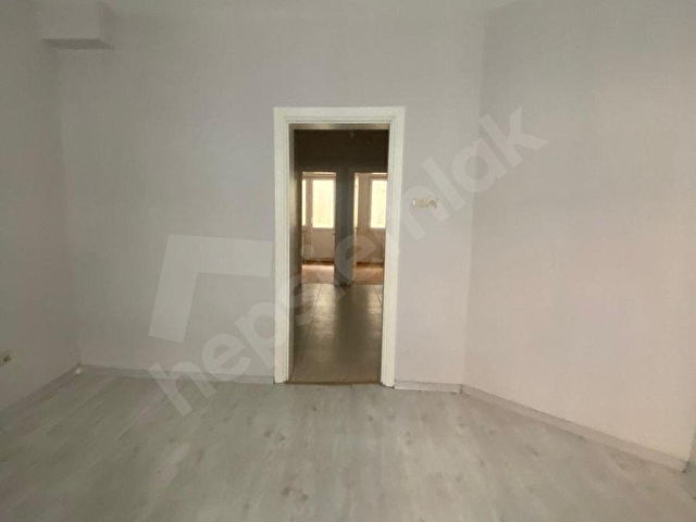 ETİDEN ORTAKÖYDE 2+1 75M2 YENİLENMİŞ YÜKSEK GİRİŞ, BAHÇELİ - Görsel 20