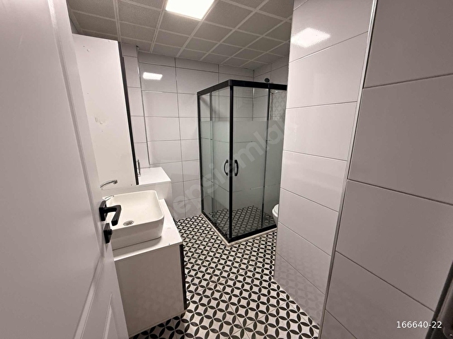 CAM BALKON KOMBİ PANJUR VESTİYER DONANIMLI 3+1 DAİRE - Görsel 13
