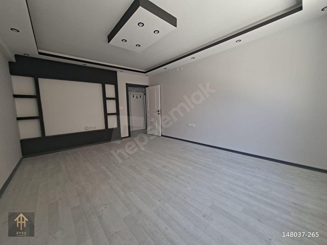 YANARTAŞ SK. YAKINI İSKANLI TAPU MASRAFSIZ KATTA TEK 3+1 DAİRE - Görsel 6