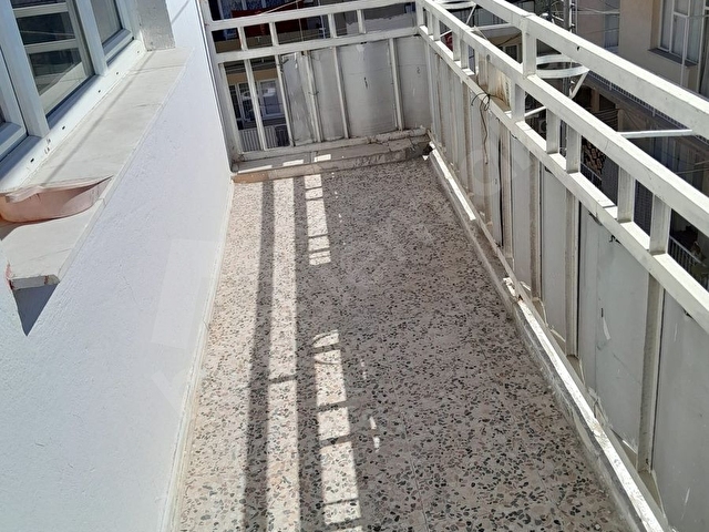 BAYRAKILI MANAVKUYUDA KIRALIK DAIRE İKİ ARTI BİR - Görsel 23