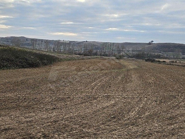 KAPAKLI KARLIDA 6.042 m2 MÜSTAKİL TAPULU - Görsel 2