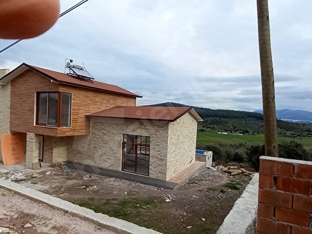 MİLAS BODRUM YOLUNDA MEŞELİK MAH İMARLI 1535 M2 İÇİNDE 300 M2 HAVUZLU VİLLA -ZEYTİNLİK SATILIK - Görsel 7