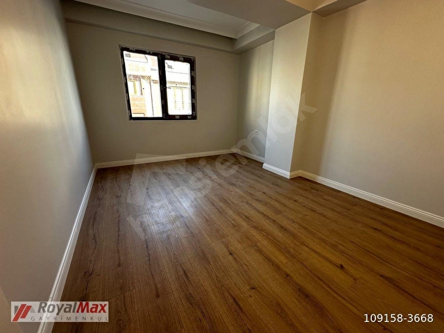 ROYALMAXDAN FIRSAT ULAŞIM KOLAY CADDE ÜZERİ METRO YANI 2+1 80M² DAİRE - Görsel 8