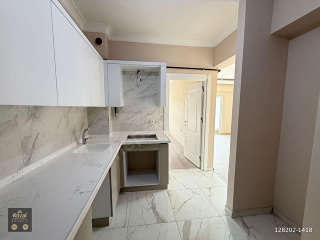 ROYAL EMLAKTAN OKULLAR BÖLGESİNDE 1+1 DAİRE - Görsel 4
