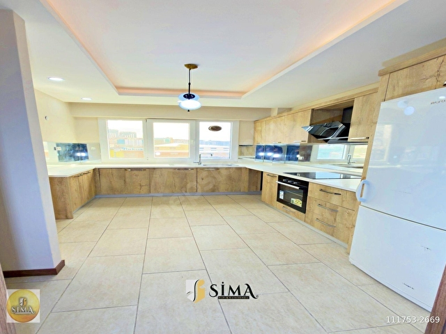 METROBÜSE YAKIN KREDİYE UYGUN SİTE İÇİ 3+1 FULL EŞYALI ARAKAT DAİRE - Görsel 3