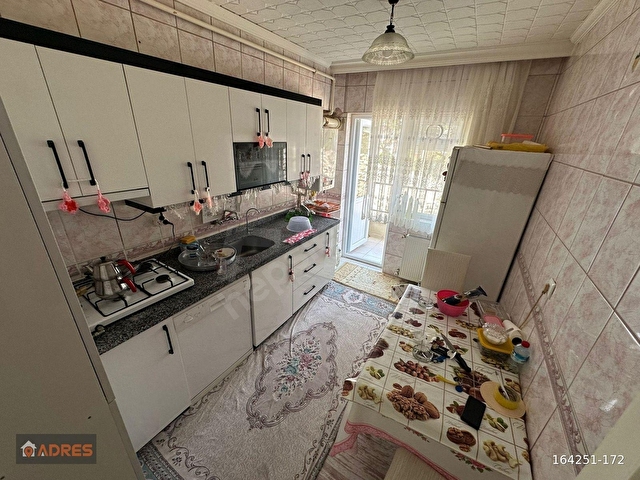 SELÇUKLU MAHDE KAT KONUMUNDA(ALTINDA DAİRE) 3+1 GENÇ BİNADA - Görsel 8