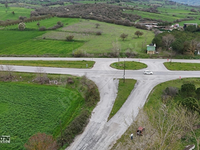 Akgünden kepsutta satılık ana yola cepheli 3.055 m2 hobi bahçesi - Görsel 15