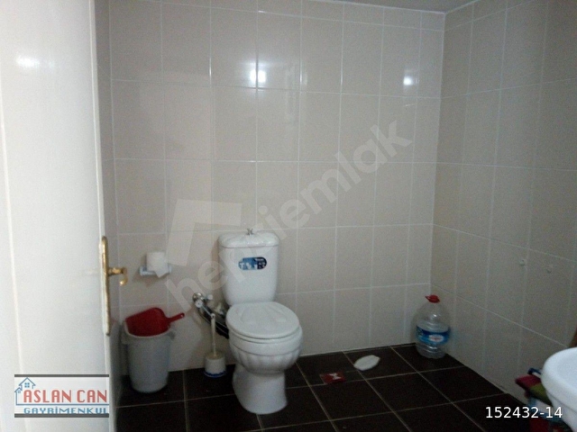 AYNI ANDA MESKEN VE İŞYERİ OLMAYA UYGUN, DENİZ MANZARALI ASANSÖRLÜ SATILIK DAİRE - Görsel 18