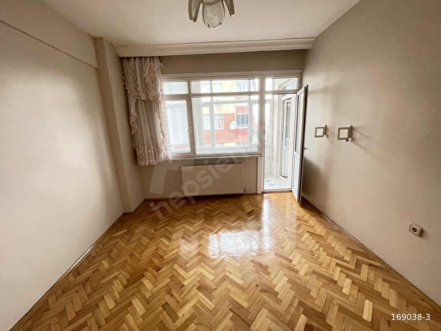 MENDERES CADDESİ ÜSTÜNDE KENTSELE GİREN 3+1 DAİRE - Görsel 9