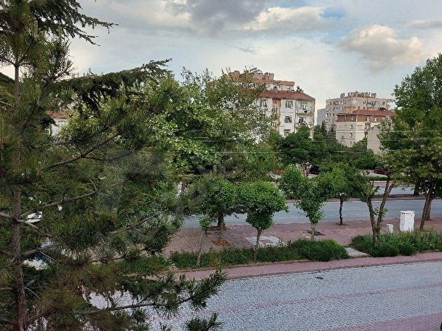 SELÇUKLU BİNKONUTLAR MH CADDE UZERI TRANVAYA 200 MT  OTOGARA 700 MT KIRALIK 3+1 DAİRE - Görsel 15