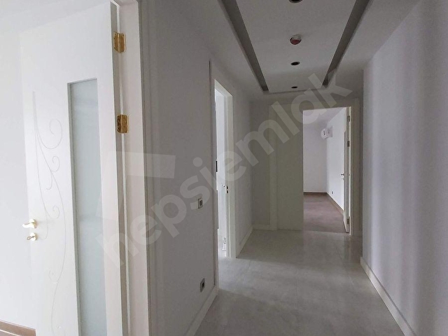 GÜROL AKKAYADAN TEMAŞEHİR 1. ETAP 4+1 ARAKAT KİRALIK LÜKS DAİRE - Görsel 7