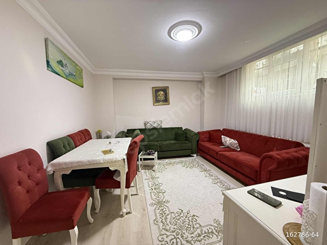 KAĞITHANE ÇELİKTEPEDE 2+1 85M2 ASANSÖRLÜ KULLANIŞLI DAİRE