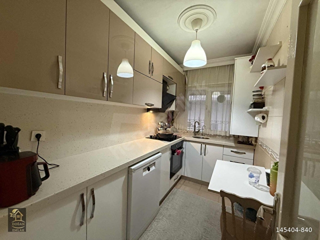 SARIGAZİ METRO DURAĞINA KOMŞU 2+1 DAİRE - Görsel 10