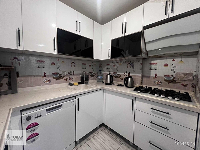 TURAYDAN MALAZGİRT MAH.ÖN CEPHE 6+1 300m²PARK MANZARALI DUBLEKS - Görsel 8