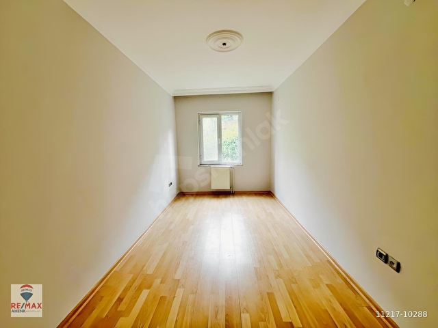 Zekeriyaköy Medyakent Sitesinde Kiralık Ara Kat 3+1 Daire - Görsel 12