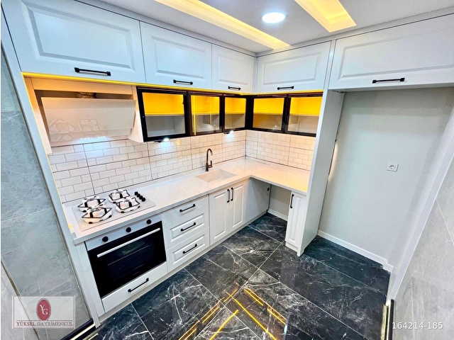 ▓YÜKSELDEN AKÇAYDA DENİZE 75m ÖNCEPHE ŞIK TASARIM LUX 2+1DAİRE