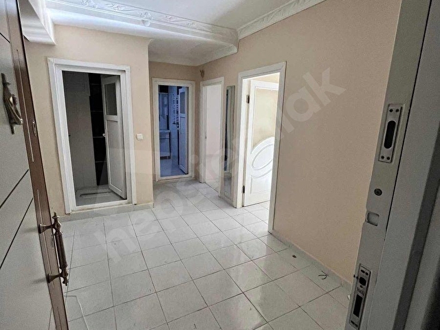 TEMİZ KULLANIŞLI ACİLL SATILIK ARAKAT DAİRE - Görsel 7