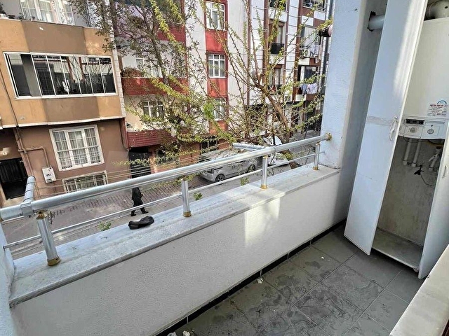 TEMİZ KULLANIŞLI ACİLL SATILIK ARAKAT DAİRE - Görsel 6
