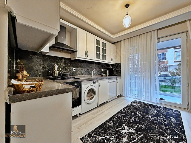 EROKLARDAN YÜKSELTEPEDE LÜKS YAPI BALKON E.BANYO GENİŞ M2 4+1! - Görsel 4