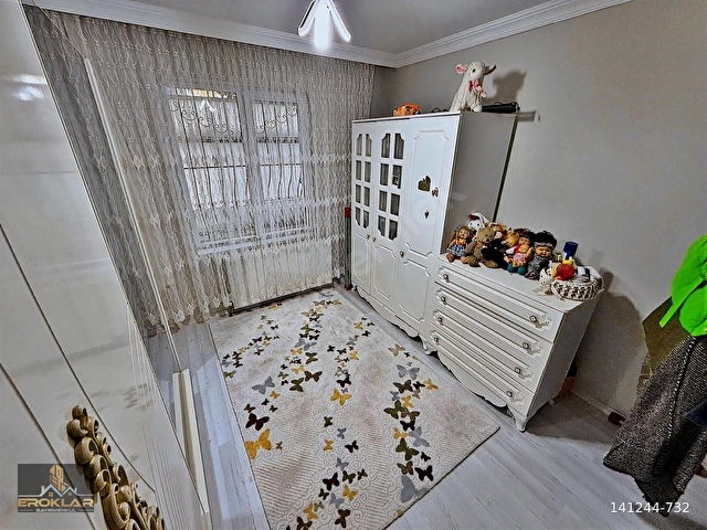 EROKLARDAN YÜKSELTEPEDE LÜKS YAPI BALKON E.BANYO GENİŞ M2 4+1! - Görsel 29