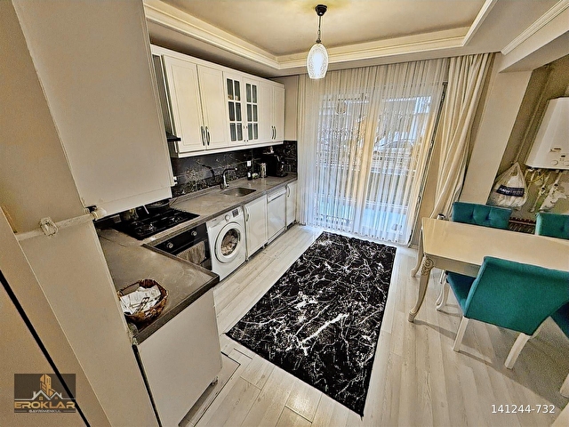 EROKLARDAN YÜKSELTEPEDE LÜKS YAPI BALKON E.BANYO GENİŞ M2 4+1! - Görsel 8