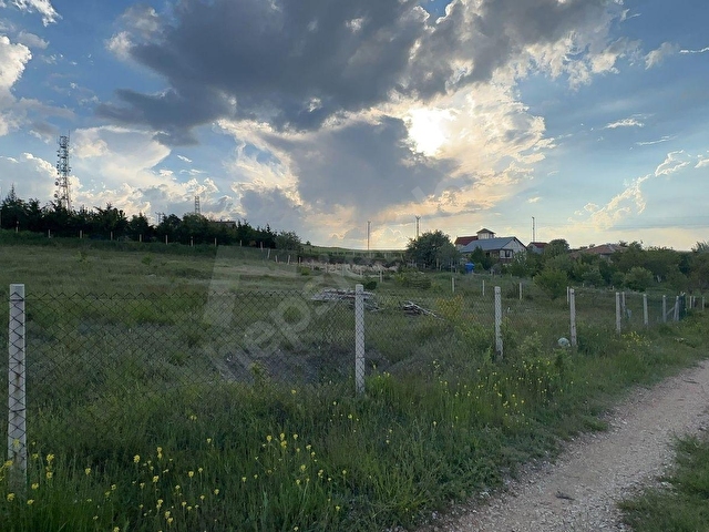 PANORAMİK MANZARALI ASFALT KENARI HİSSE TAPULU BAHÇE - Görsel 18
