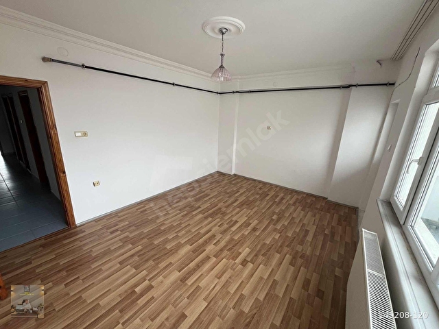 Yakakent Meydanda kiralık asansörlü-doğalgazlı 2+1 daire - Görsel 14